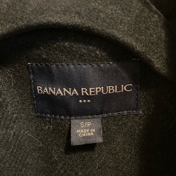 banana Republic wool duffel coat. Size Small. - Picture 3 of 10